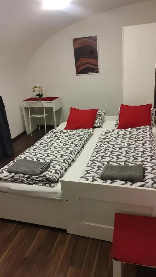 Eiffel-T45 Five Bedroom Central Apartment Budapešť